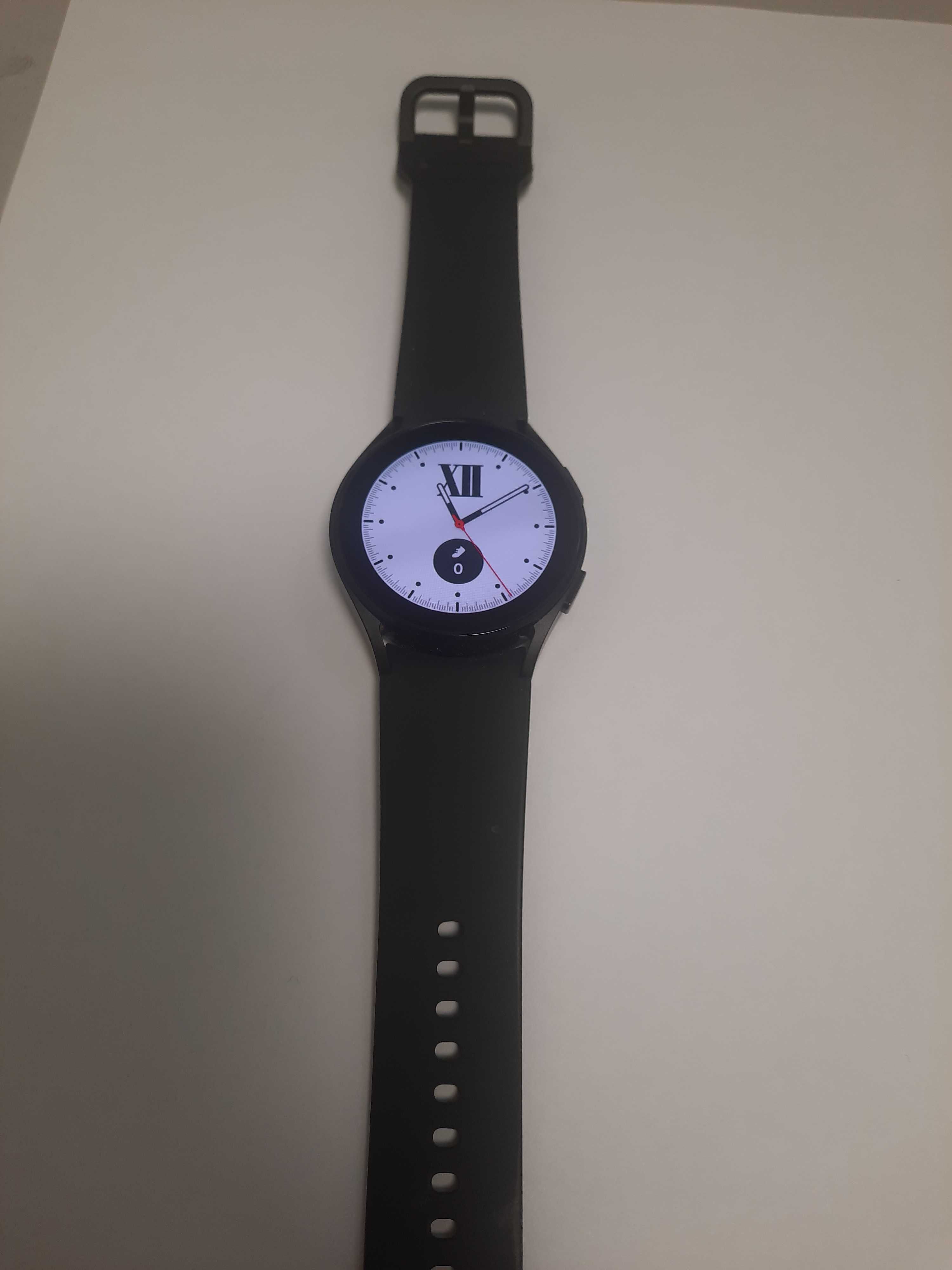 Смарт-часы Samsung Watch 4 40mm ( Смарт-часы Samsung R860 )
