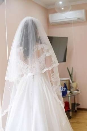 Весільна сукня ,,LA PETRA" з в.с. Love story