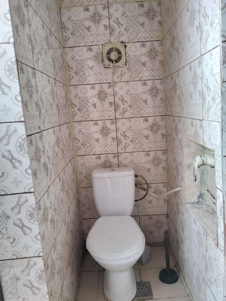 2к кв.,ул. Сенная-Андреева, 9300$