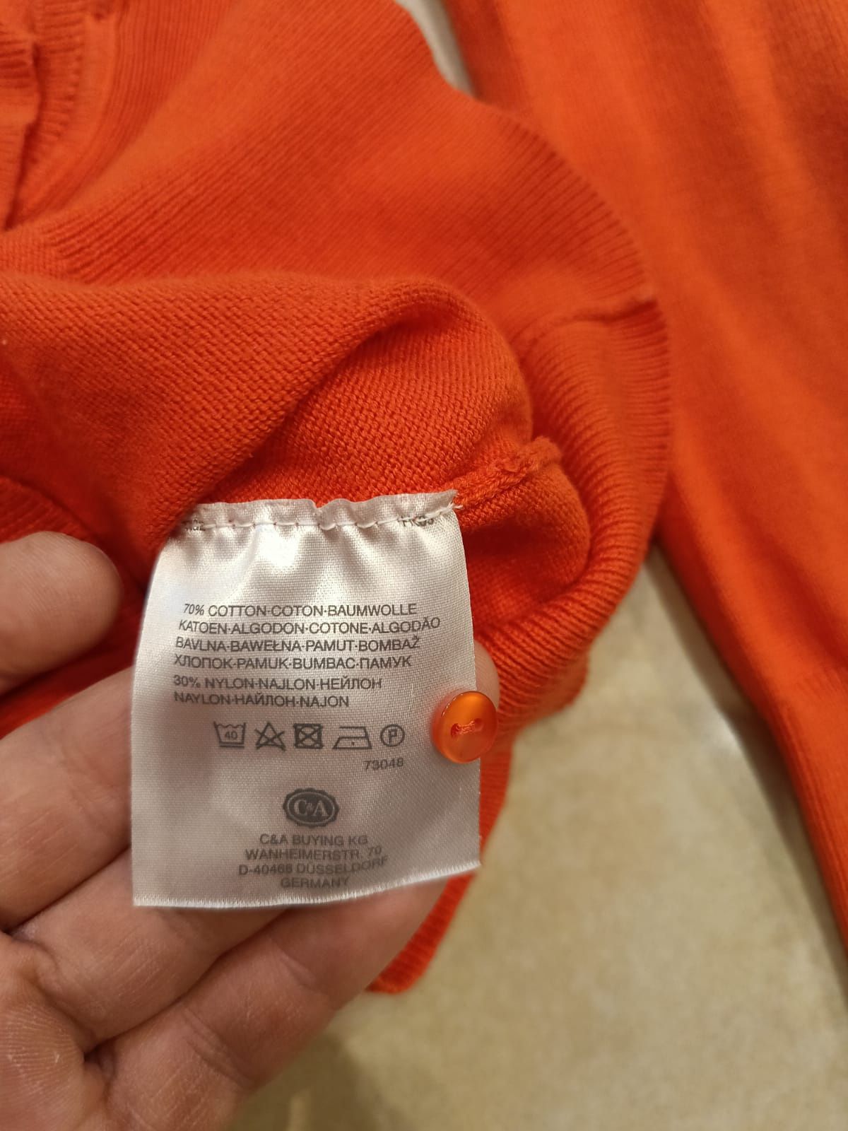 Sweter rozpinany z długim rękawem