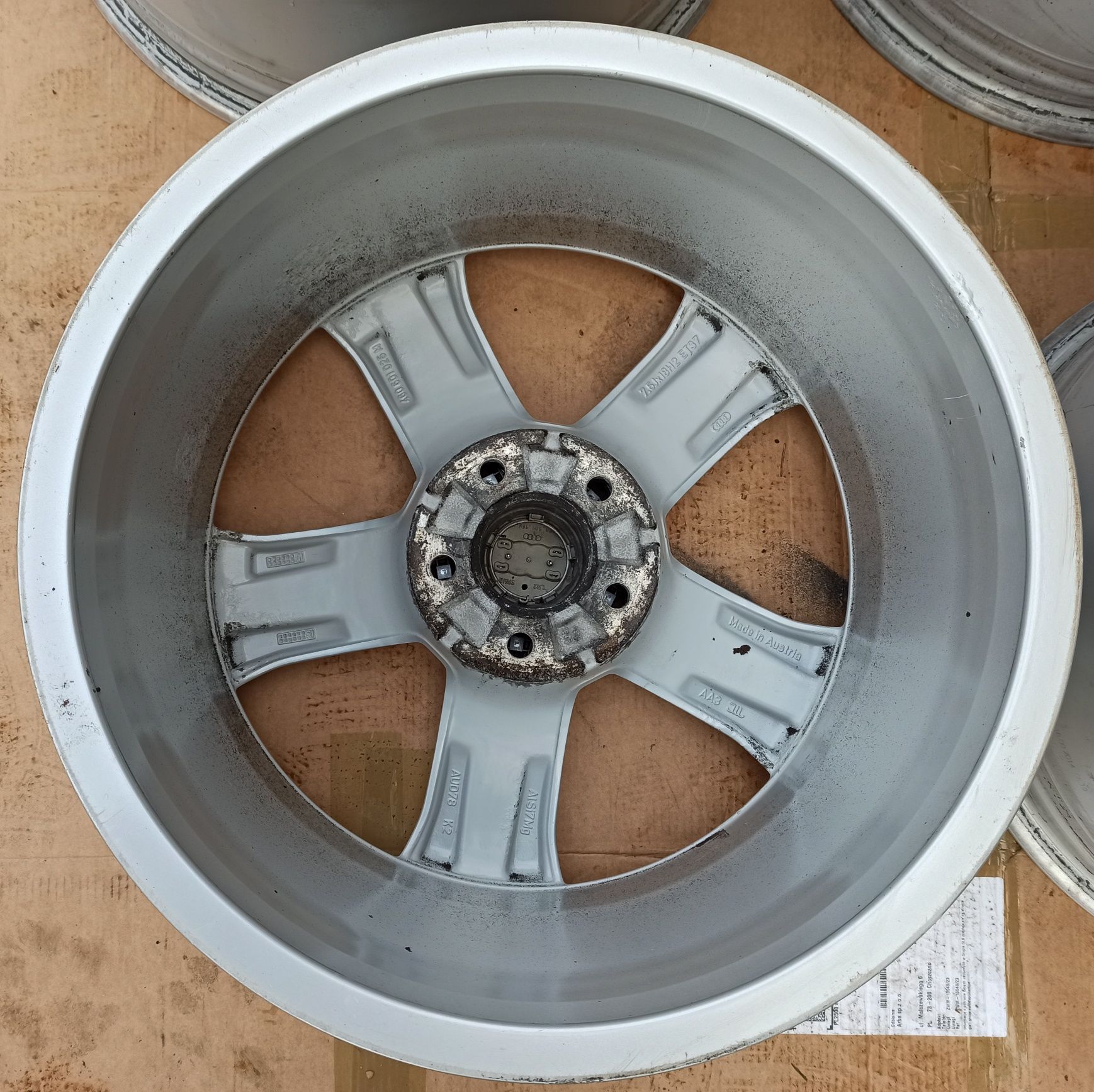 Felgi Oryginał Audi A3 A4 A5 A6 A7 A8 Q5 Q3 7,5Jx18 ET37 5x112 4G0