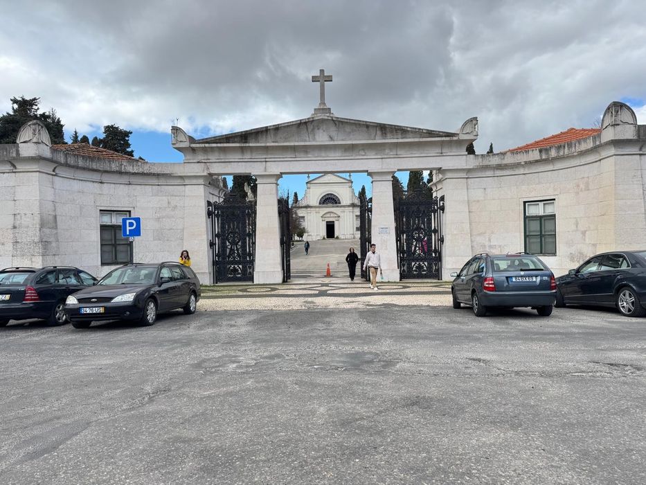 JAZIGO - Cemitério dos Prazeres - OPORTUNIDADE