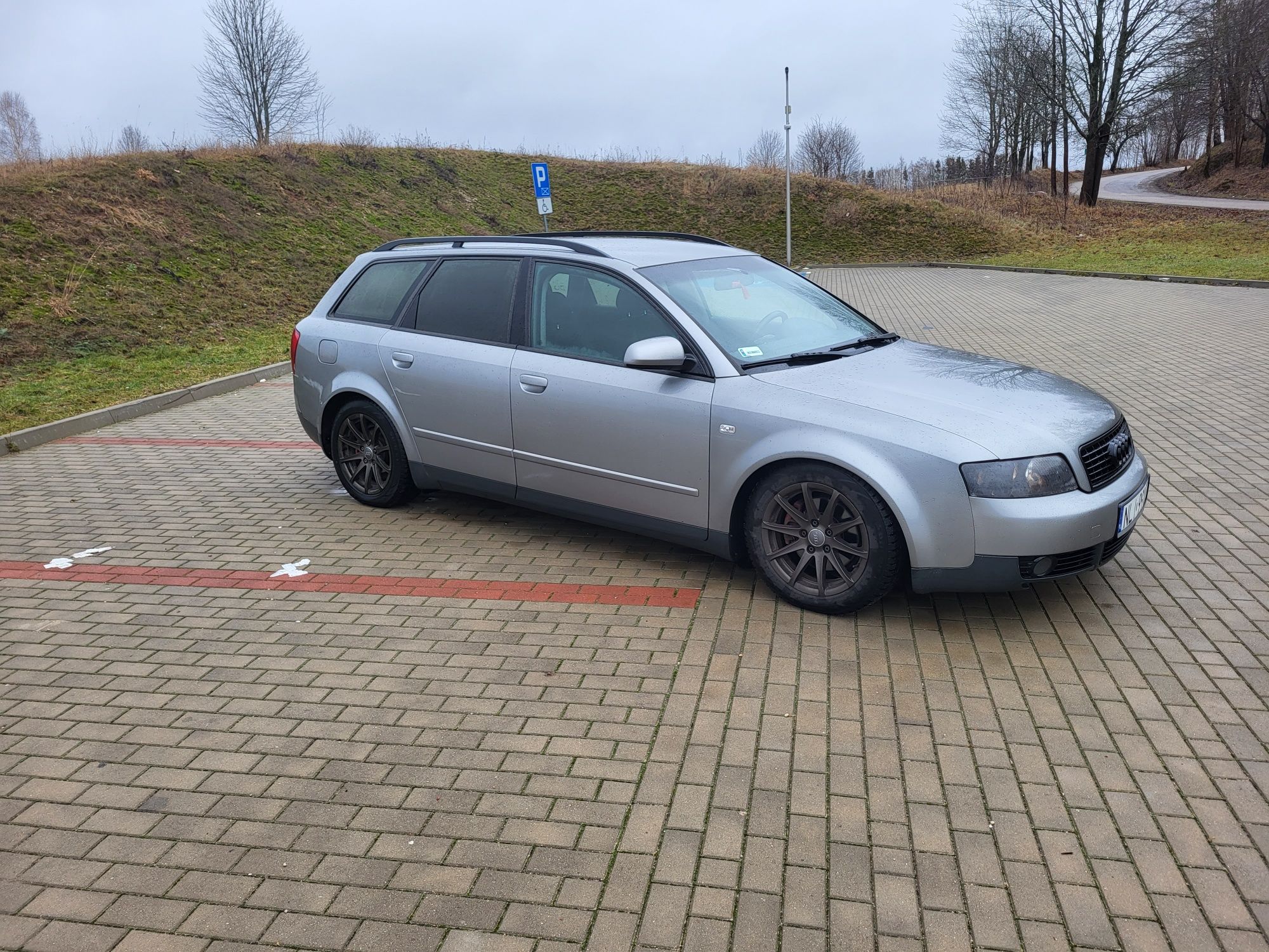 Audi a4b6 1.8T +gaz