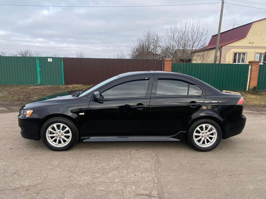 Продам MitsubishiLancer X