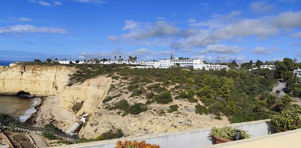 Apartamento T2 com Vista EXCLUSIVA sob a praia