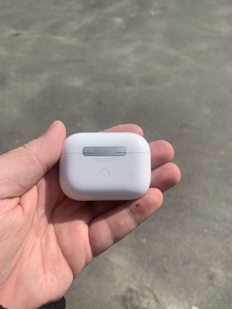 Кейс AirPods Pro A2190