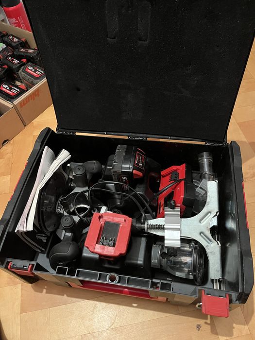 Frezarka milwaukee m18 FTR + akumulator + ładowarka