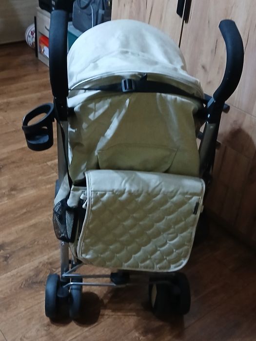 Wózek spacerowy..