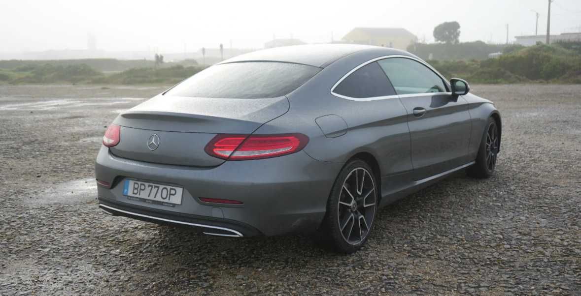 Mercedes C Coupé - Desportivo com Classe