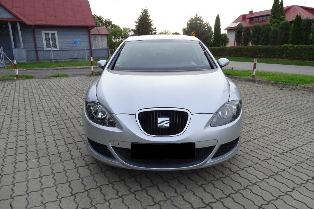SEAT LEON 1.6 mpi benzyna  * * * NISKI PRZEBIEG * * * BENZYNA