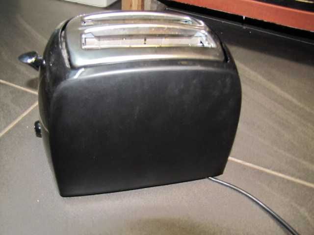 Toster opiekacz Russel Hobbs