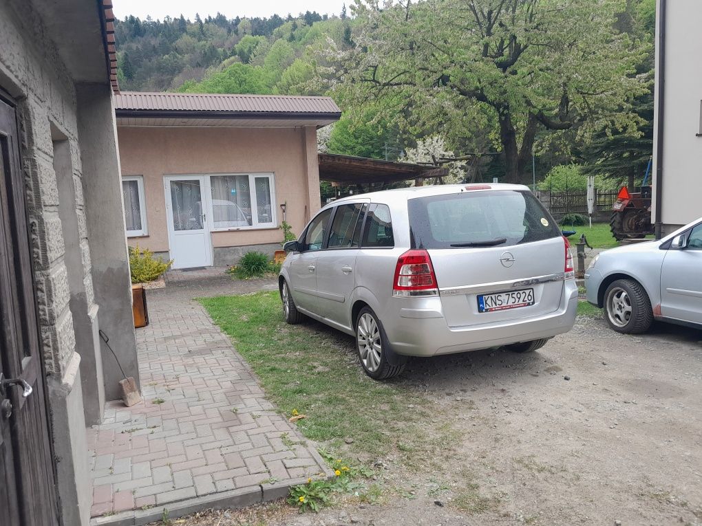 Opel Zafira 1.9 cdti 150km