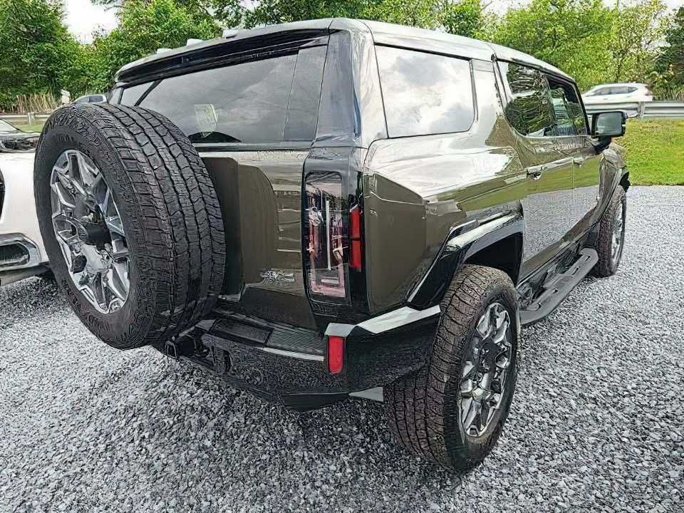 GMC Hummer EV SUV 2025