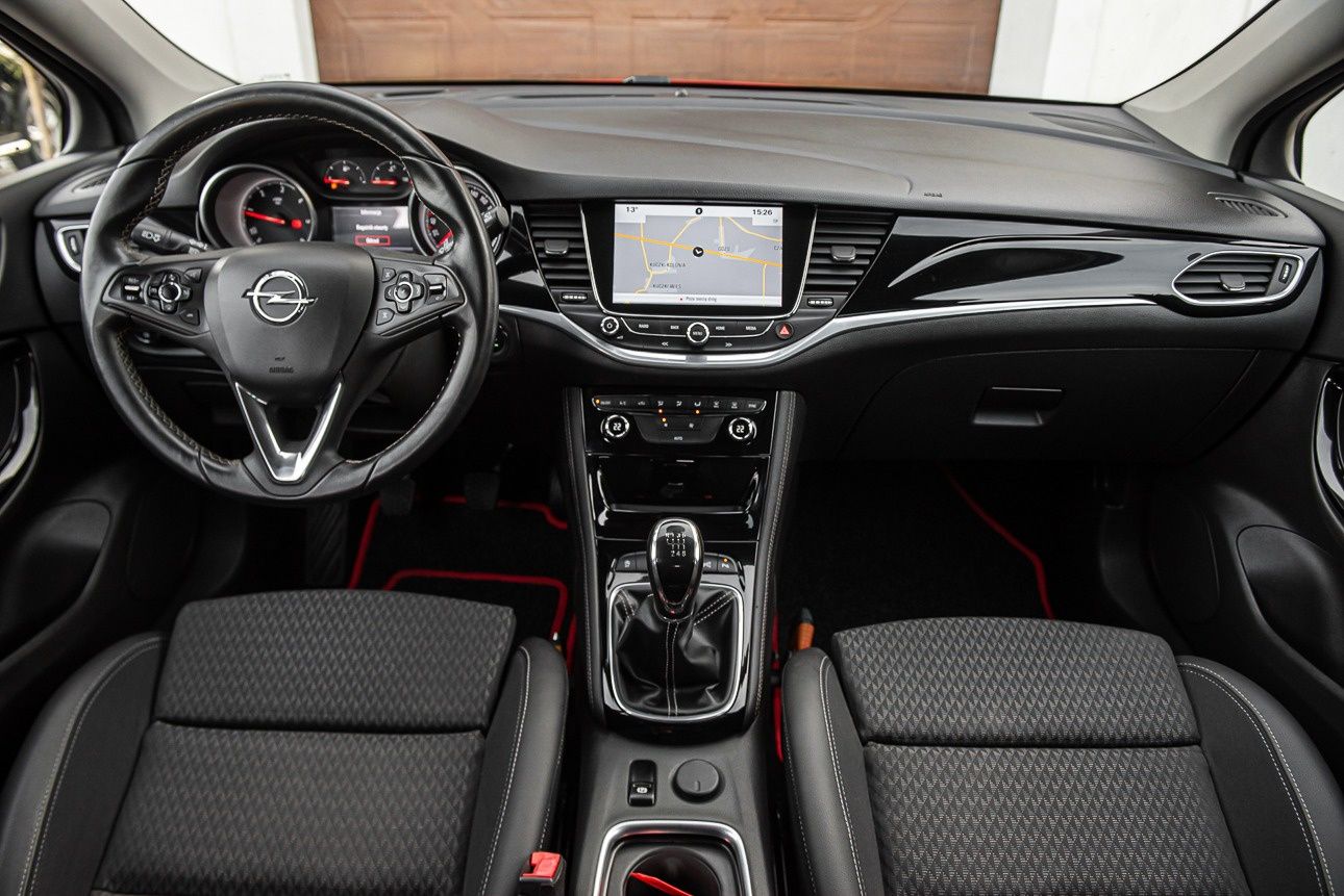Opel~Astra~Elite~1.6~Diesel~Full Led Intelliux~Navi~Pół Skóra