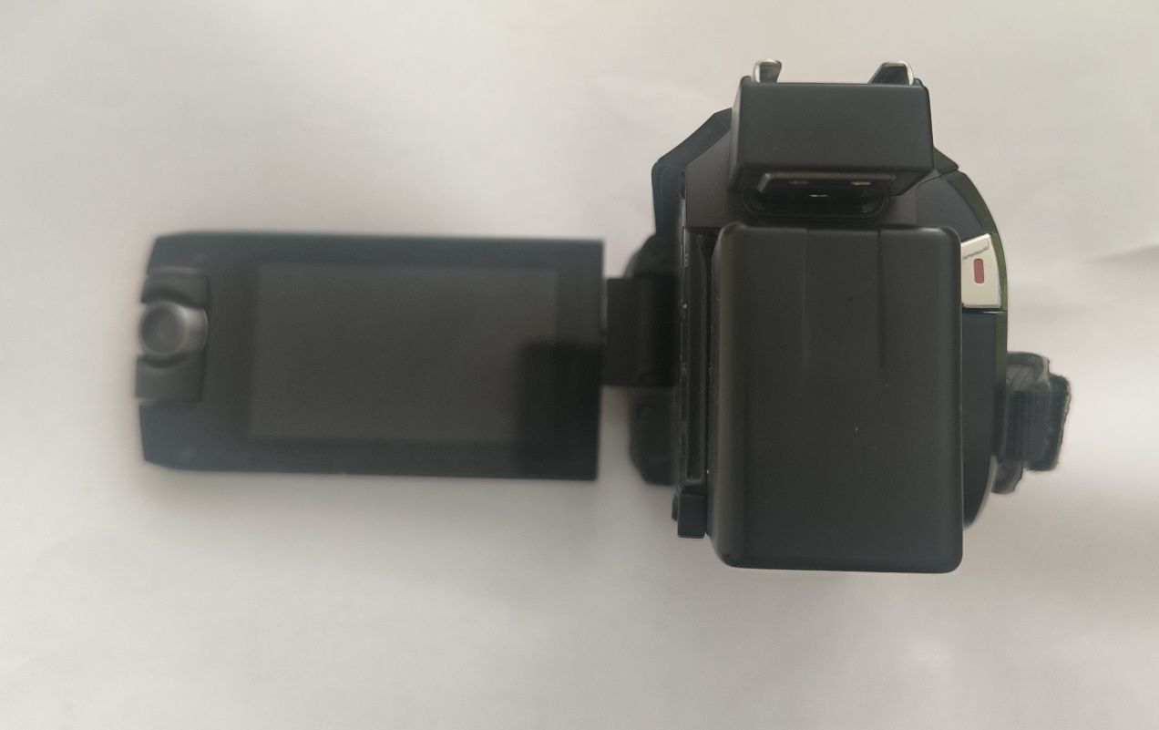 Відеокамера Panasonic hc  W-850