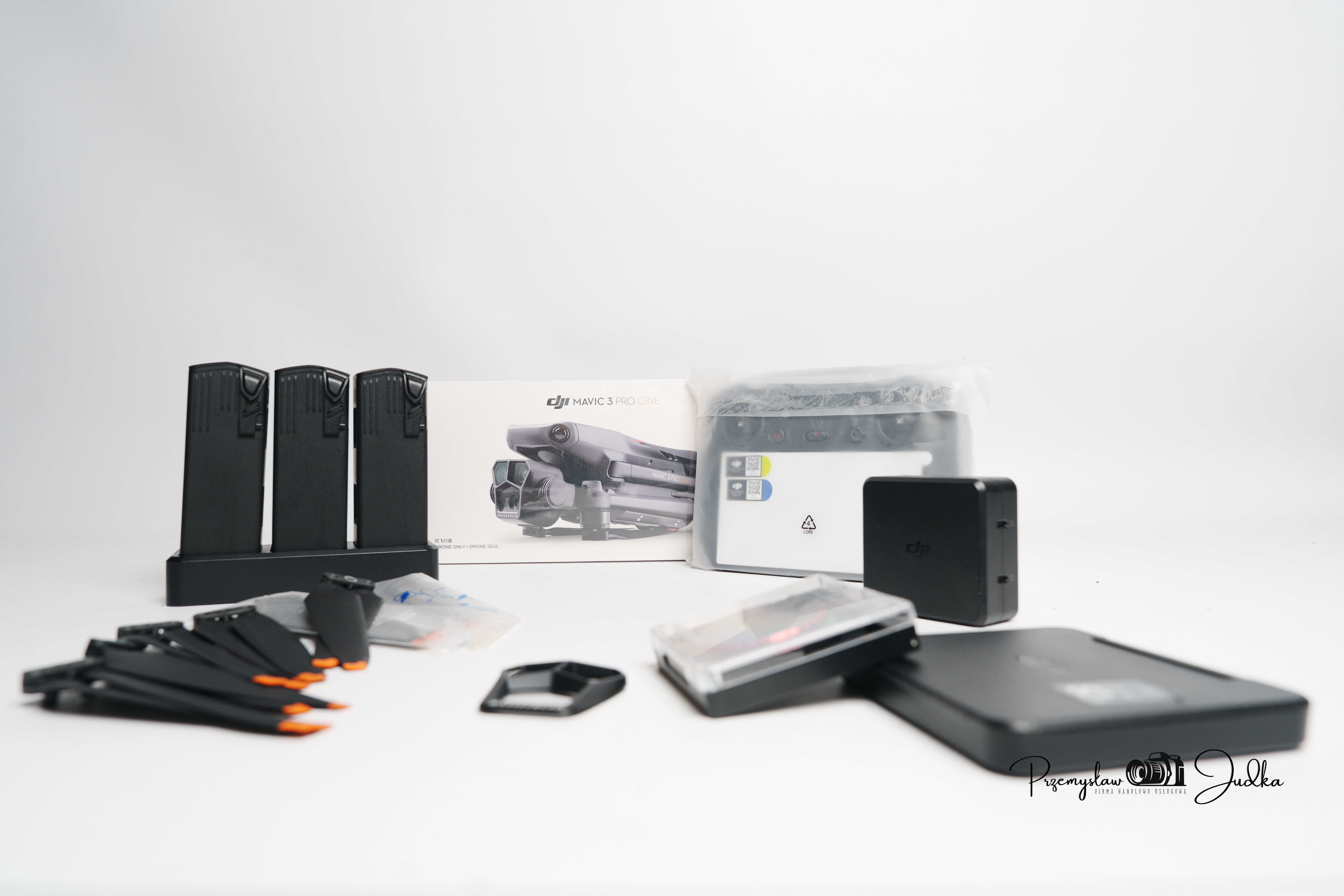 Dron DJI Mavic 3 Pro Cine Premium Combo nowy po wymianie | FV23%