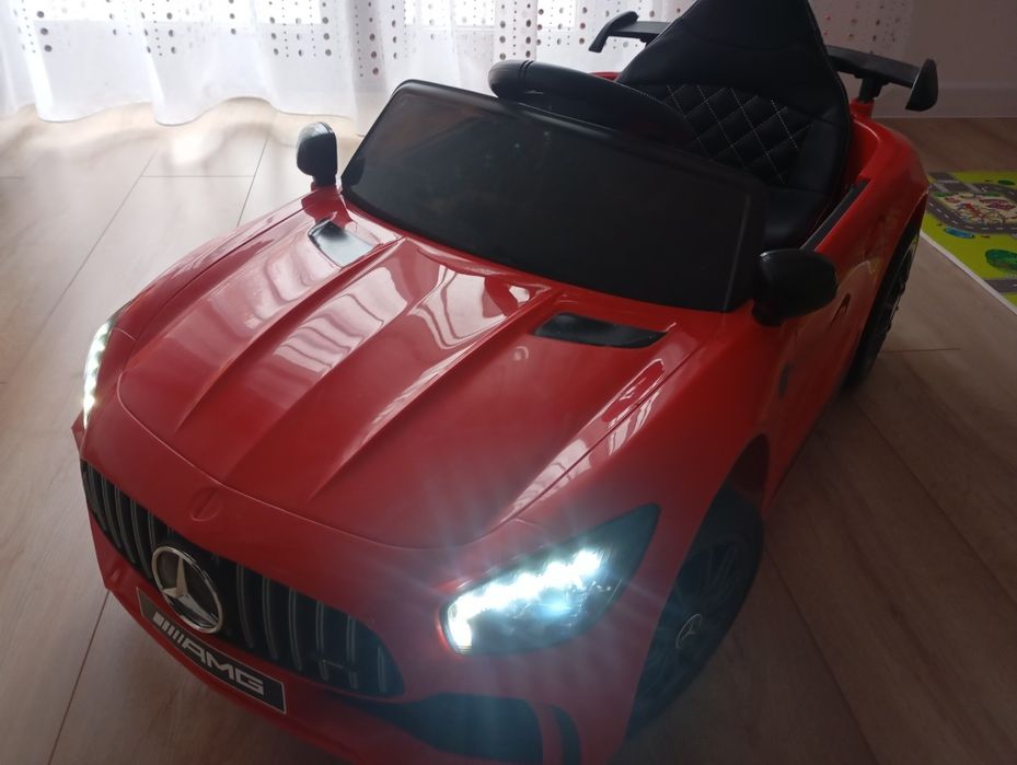 Auto elektryczne Mercedes