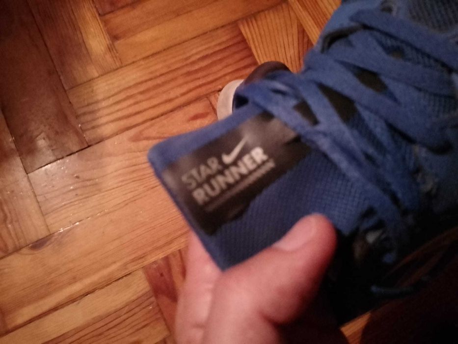 Prefere correr ou caminhar?Sapatilhas Nike10E-CinzeiroLucky10EDesde5E