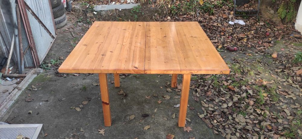Stół drewniany spory rozkrecany
