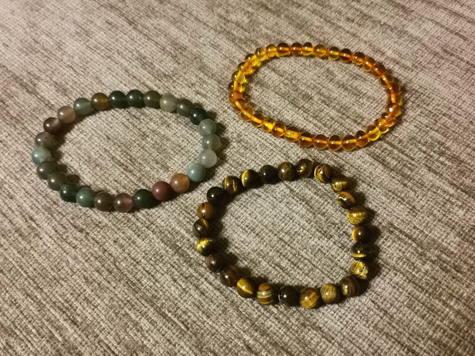 Zestaw 3 bransoletek z kamieni naturalnych i bursztynu