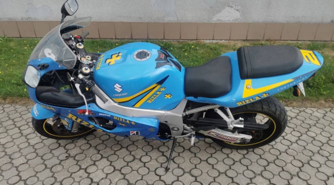 Motocykl   SUZUKI GSX-R sportowy