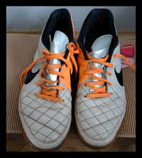 Buty sportowe halowe