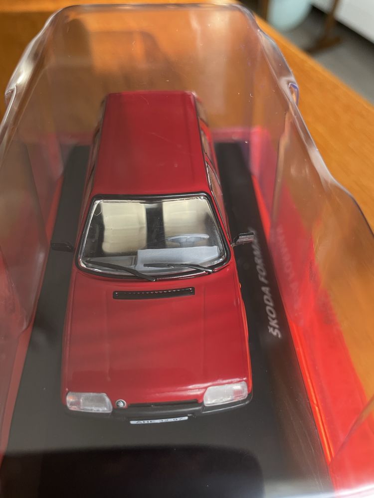 Model 1:43 ŠKODA Forman