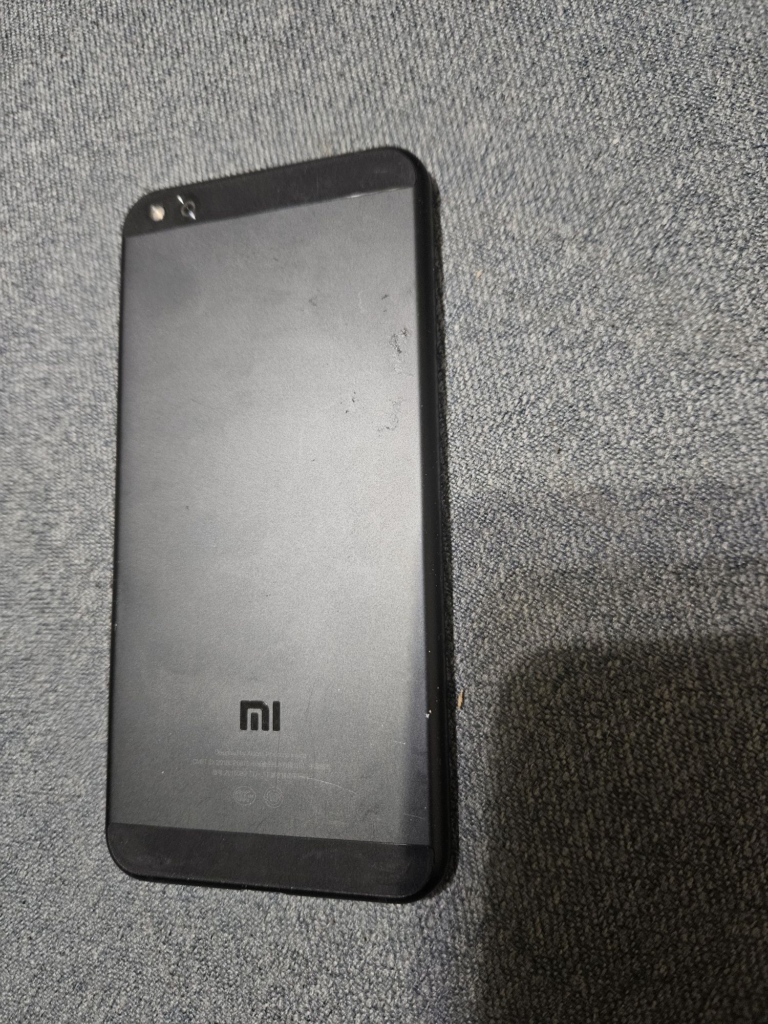 Xiaomi mi5c 3/64 битий екран сенсор працює