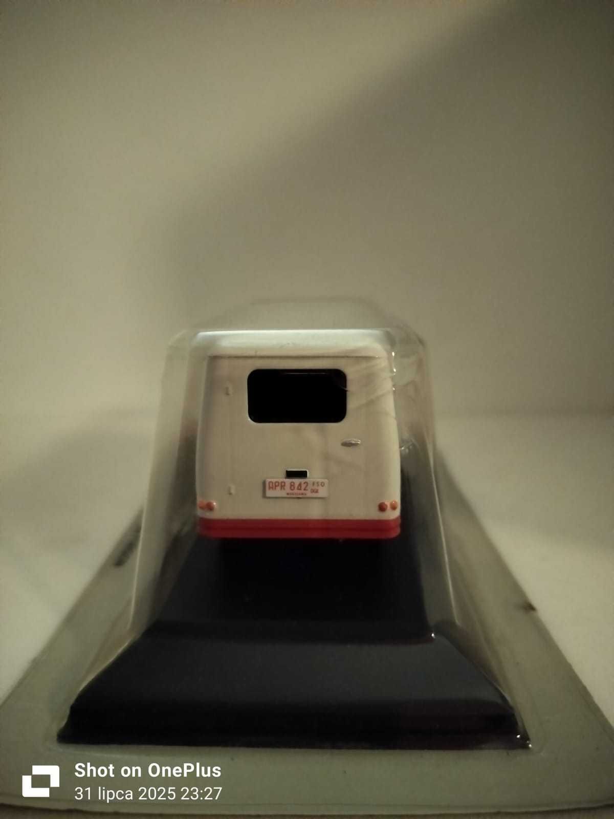 FSO Furgon 1:43 Deagostini