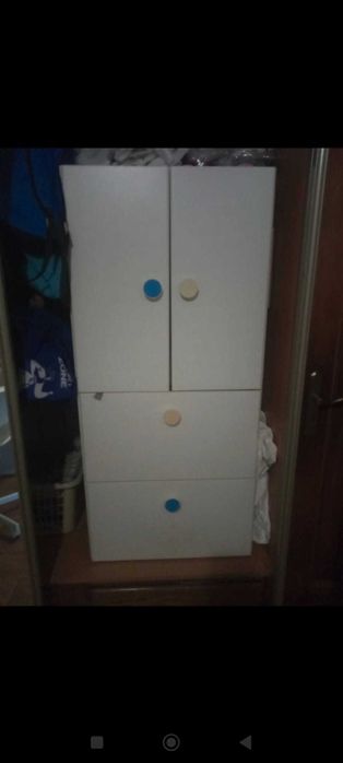 Roupeiro quarto criança