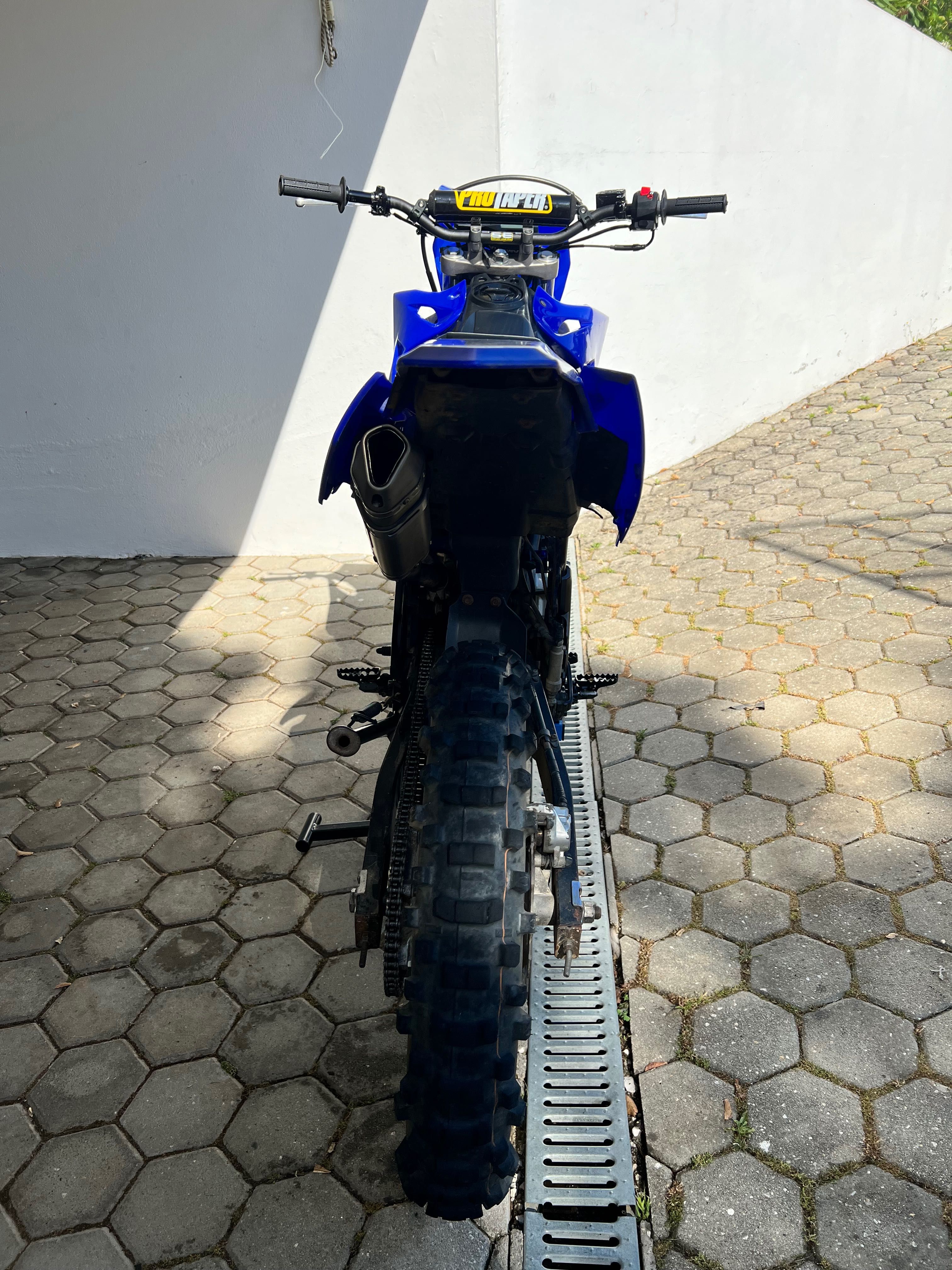 Yamaha wr125r 2016 12kw  
 120 km/h ótima moto troca por yz250f/125