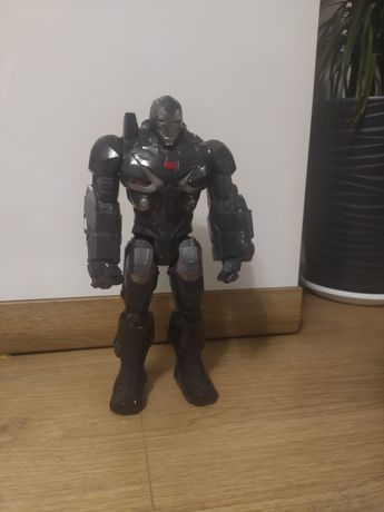Hasbro Avengers War machine 30 cm figurka robot