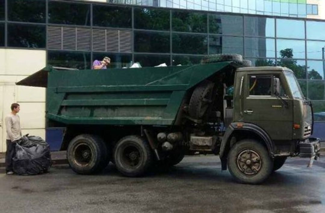 Вывоз строймусора КамАЗ газель ЗИЛ строительного мусора хлама демонтаж
