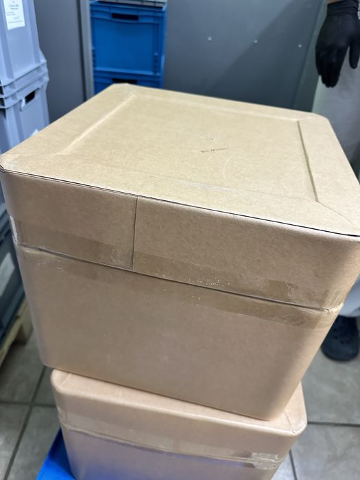 Pudełko Karton tekturowe mocne grube papier bardzo mocne z pokrywą