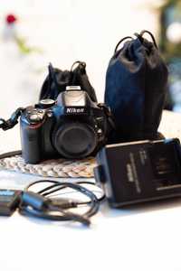 Nikon D5100 + 2 obiektywy, 18-105mm f 3.5-5.6G ED VR i 50mm f 1.8G