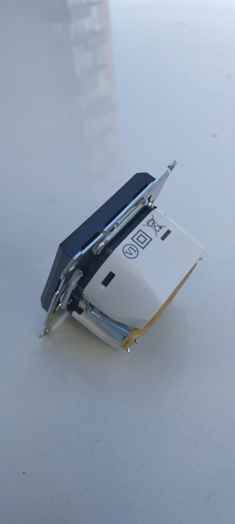 Подвійна USB-розетка Schneider Electric Asfora 2.4 А A+C Антрацит
