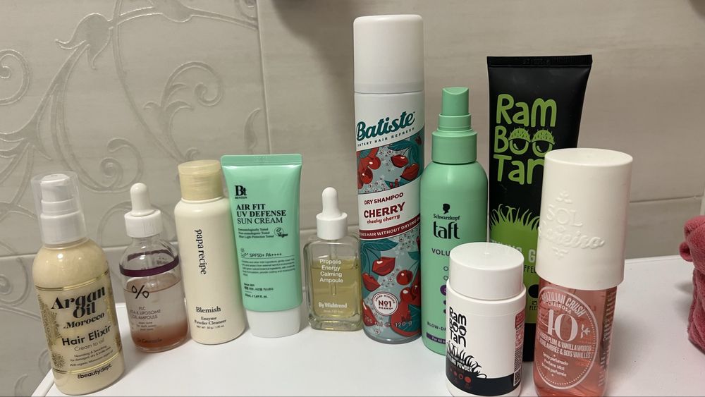 Крем для обличчя