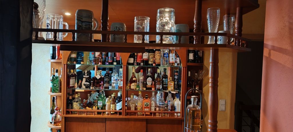 Bar/Barek na alkohol