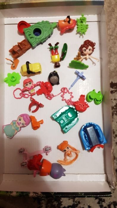 Іграшки кіндер сюрприз та макдональдс