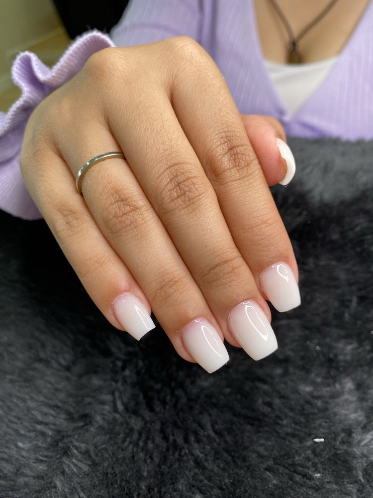 Alongamentos em gel e unhas normais