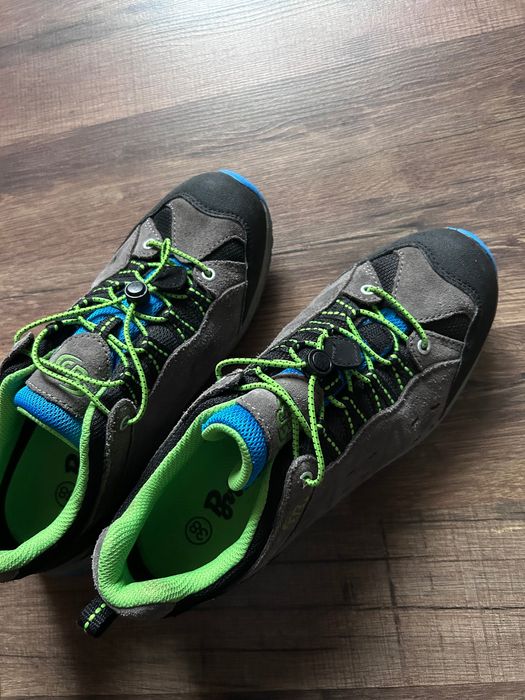 Трекінгові корсівки Brutting