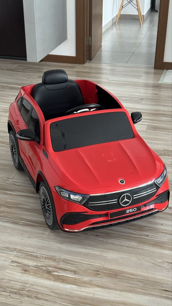 Carro Eletrico para Crianças Mercedes EQA 12V com musica