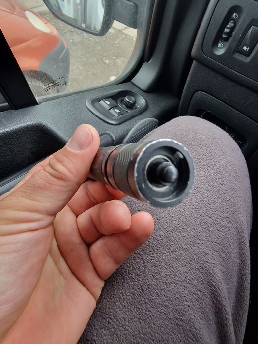 Тактичний ліхтарик Fenix E21