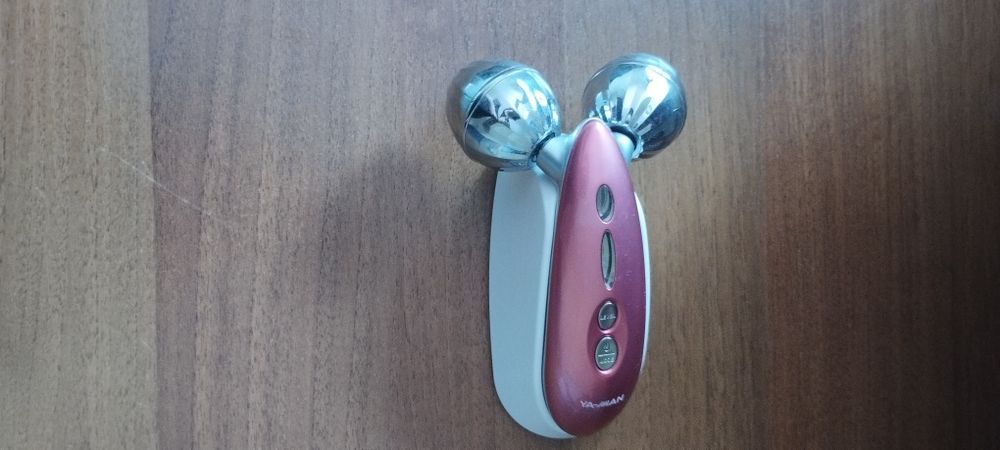 Мікротоковий масажер YA - MAN