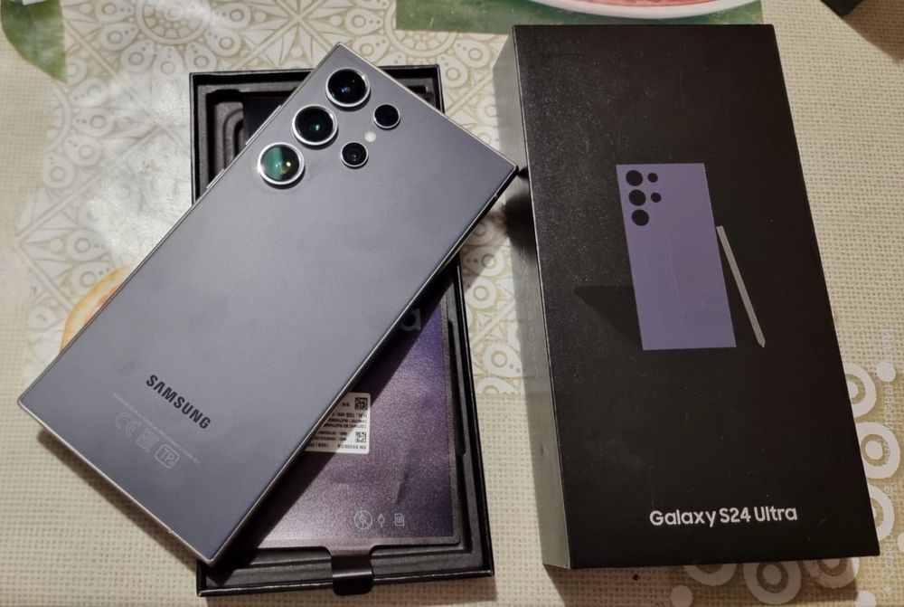 Samsung Galaxy S24 Ultra 256 ГБ