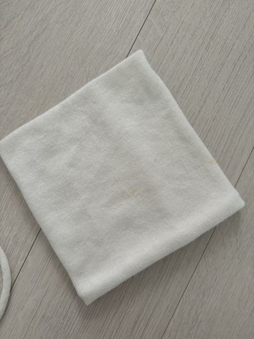 Зимова шапка утеплена на 1 рік. біла, шарф снуд