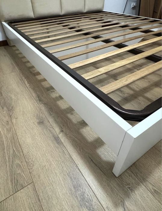 Cama casal veludo