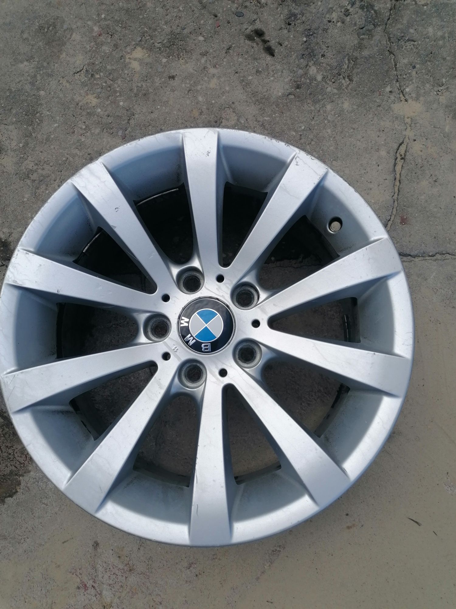 Felga pojedyncza do bmw e90 e91 e92 e93 8jx17eh2 et34