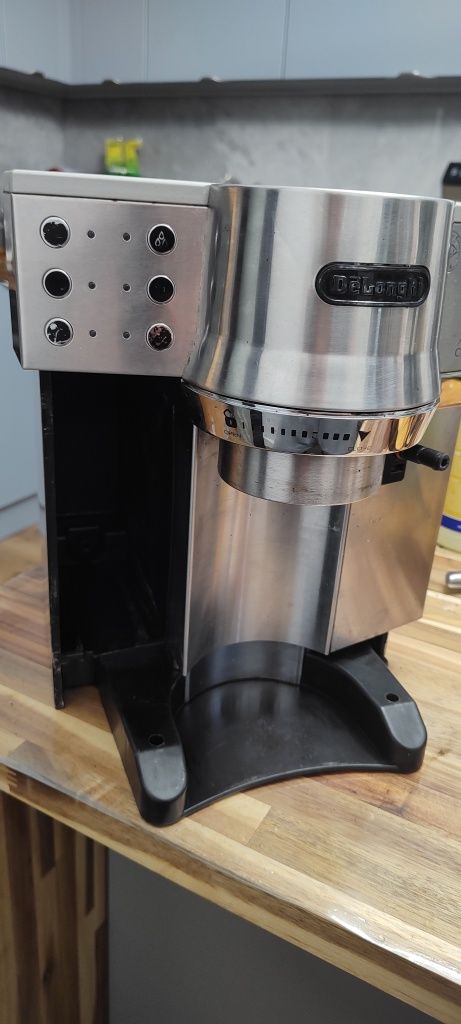Ekspres DeLonghi EC 850.M