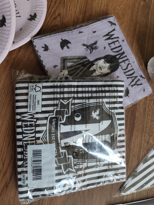 Zestaw urodzinowy Wednesday